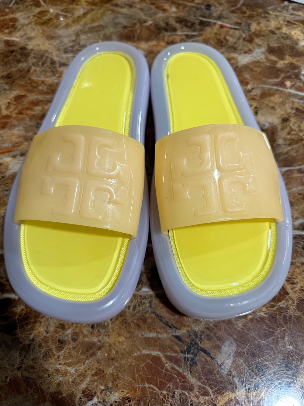 Tory brush jelly sandals